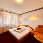 Teniscentrum 3*