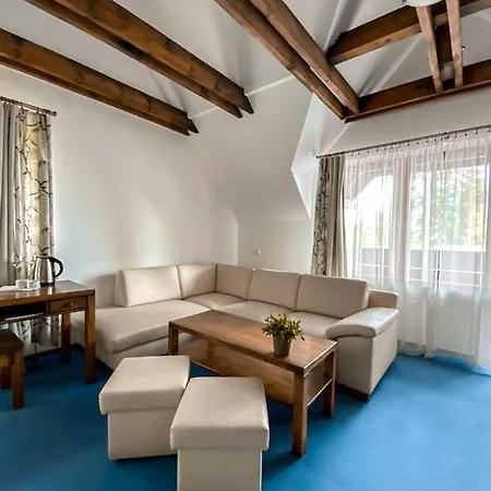 Teniscentrum Üdülőközpont 3*