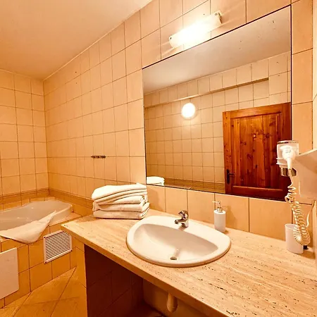 Teniscentrum 3* Tatranská Lomnica