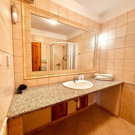 Teniscentrum Üdülőközpont