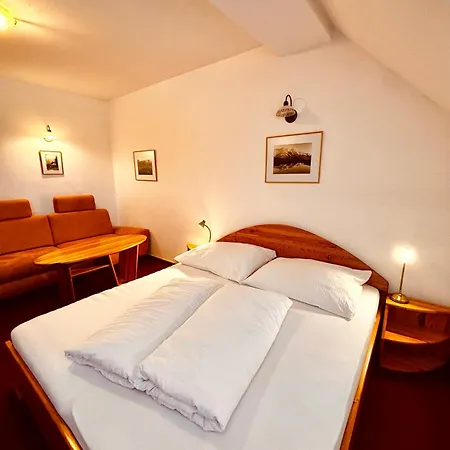 Üdülőközpont Teniscentrum